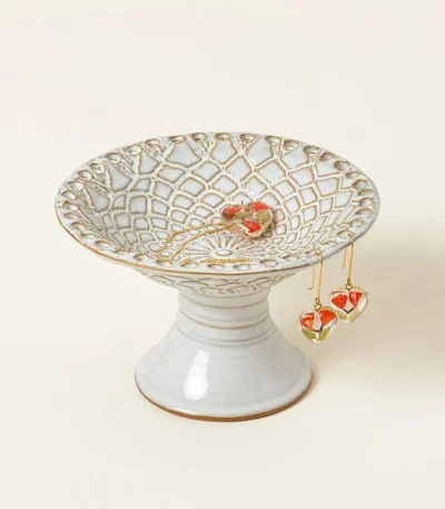 Lace Pedestal Jewelry Holder