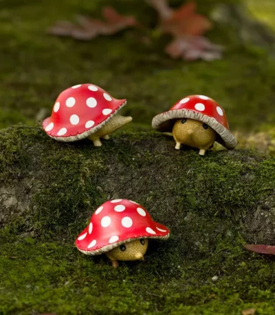 Mushroom Garden Hedgie 1