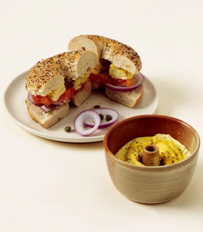 Egg On A Bagel Maker