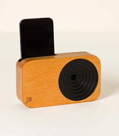 Wooden Amplifying Phone Speaker