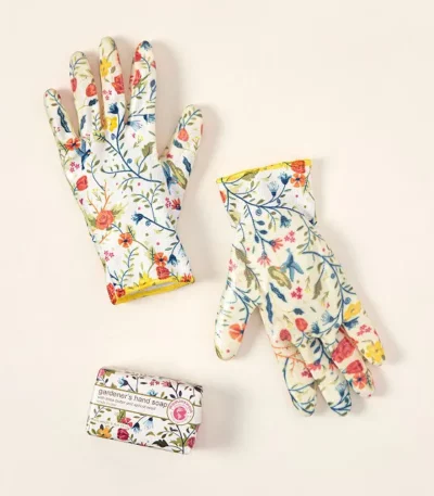 Floral-printed Weeder Glove Spa Gift Set