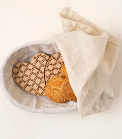 Nesting Hearts Bread Warming Set