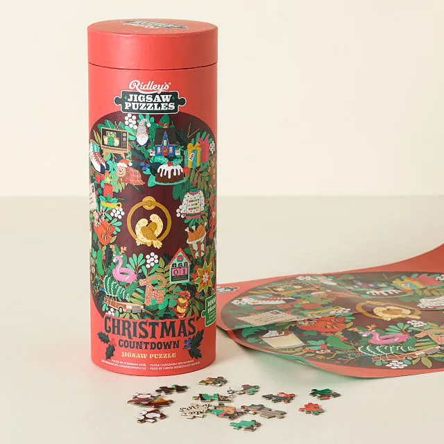 24 Hidden Holiday Traditions Round Jigsaw Puzzle