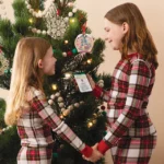 25-day Countdown To Christmas Qr Ornament 4