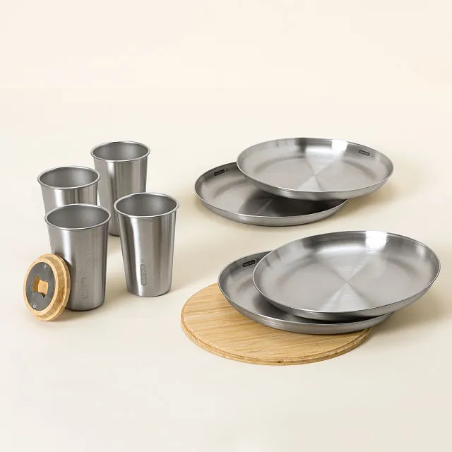 All-you-need Picnic Plates Set