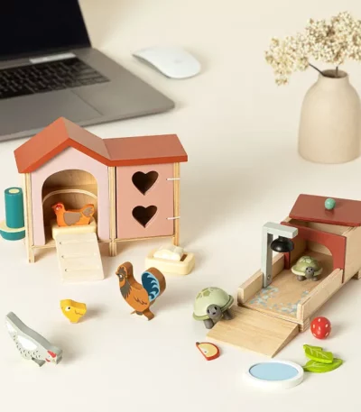 Emotional Support Desk Pets