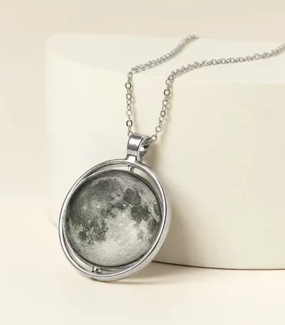 Full Moon Fidget Necklace