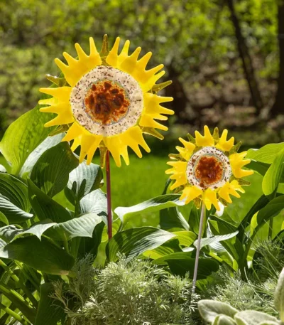 Handmade Glass Garden Stakes - Sunflower