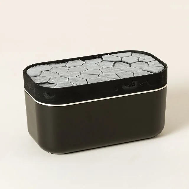 Ice Cube Tray & Storage Bin Ice Cube Tray & Storage Bin