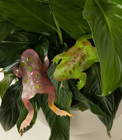 Lucky Leaping Frog Copper Garden Stakes