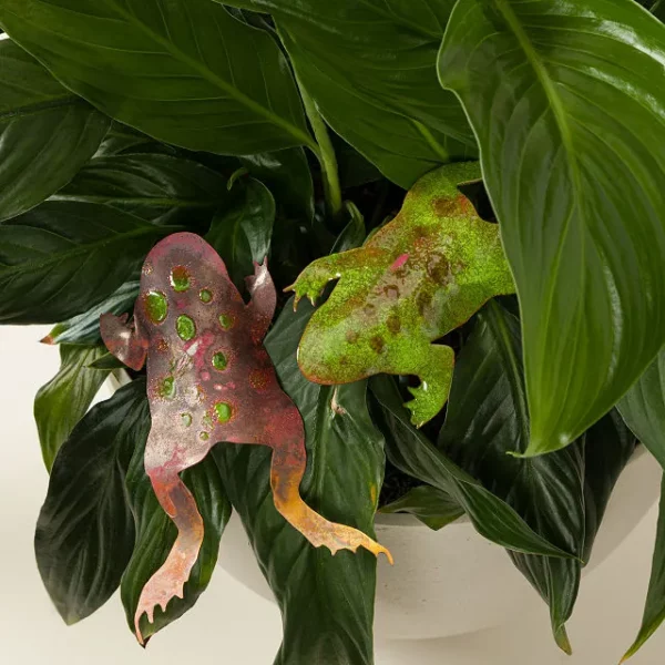 Lucky Leaping Frog Copper Garden Stakes