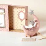 Magnetic Mouse On The Moon Pull Car 2