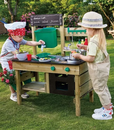 Nature's Play Backyard Mud Kitchen