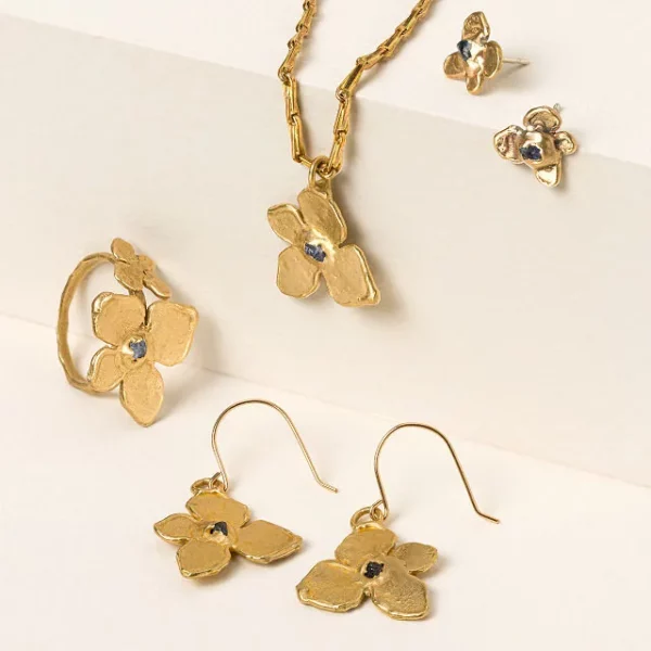 Raw Blue Sapphire Hydrangea Jewelry