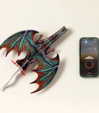 Smartphone-controlled Dragon Airplane