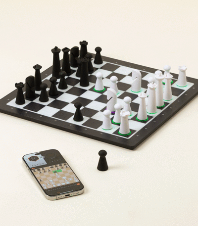 Tech Enabled Beginner To Expert Chess Set